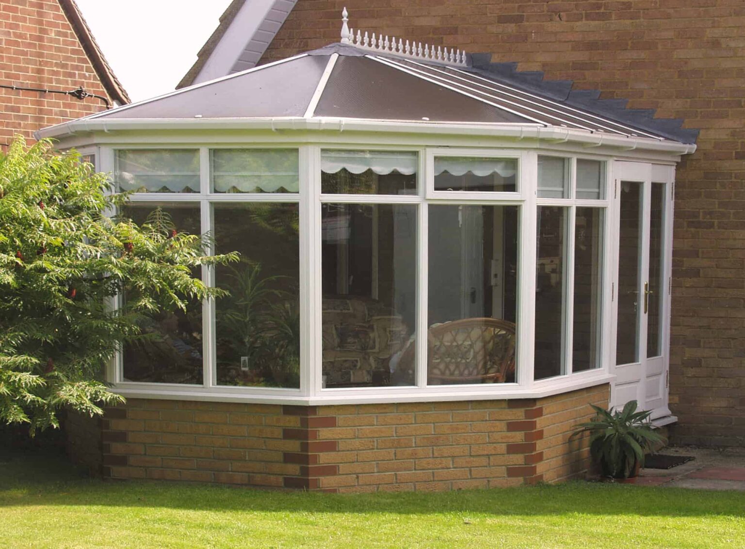 Dwarf Wall Conservatory Everything You Need To Know GreenMatch.co.uk