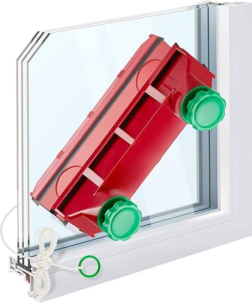 Magnetic window cleaner, Double glazed windows