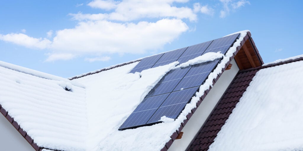 Do Solar Panels Work in UK Winter?
